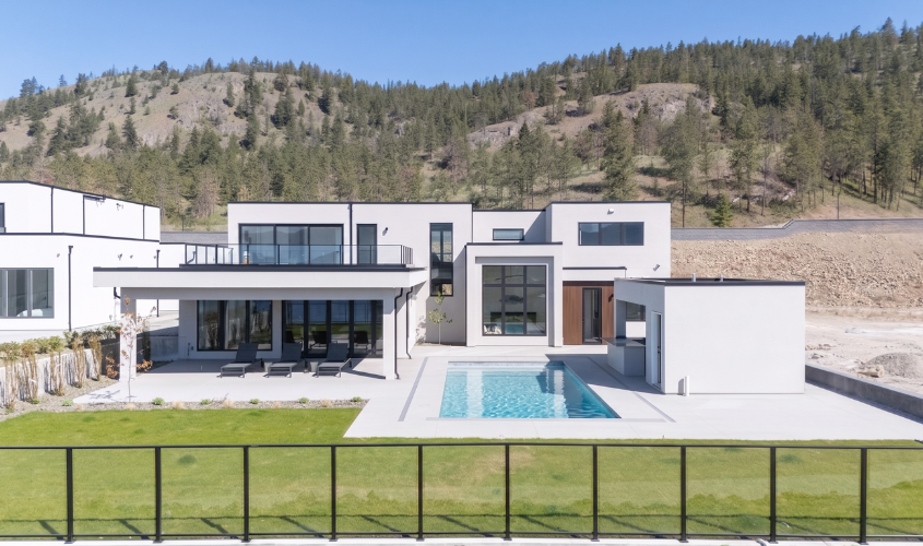 Is Now the Right Time to Buy a Luxury Home in Kelowna?